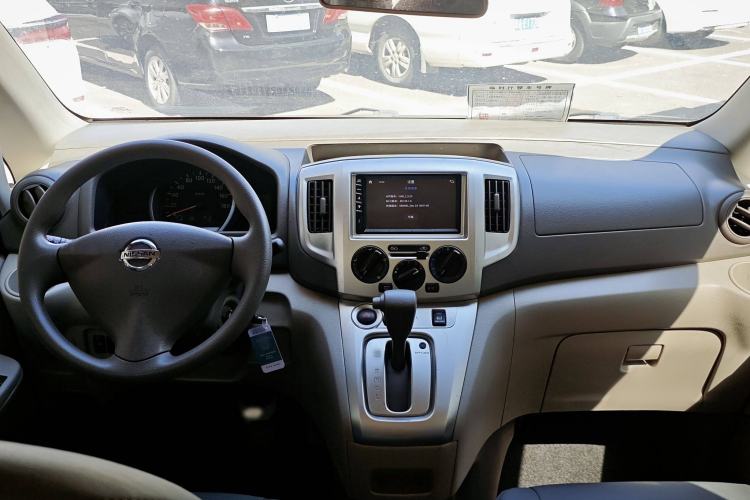 Used Nissan NV200 2018 1.6L CVT Luxury Model Interior 1