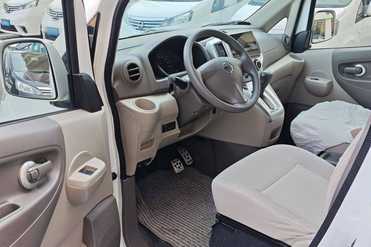 Used Nissan NV200 2018 1.6L CVT Luxury Model Interior 2