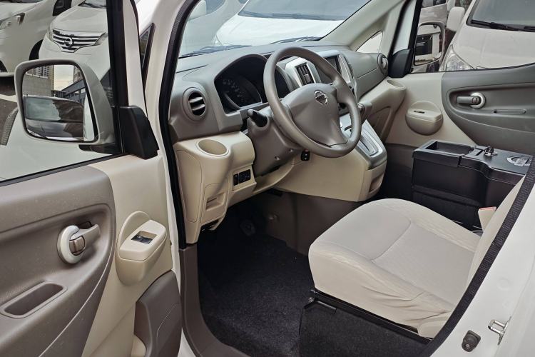 Used Nissan NV200 2018 1.6L CVT Luxury Model Interior 2