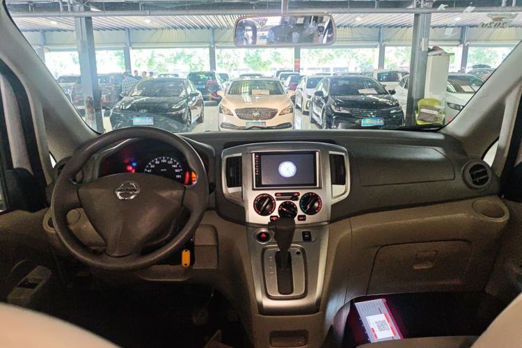 Used Nissan NV200 2018 1.6L CVT Luxury Model Interior 2