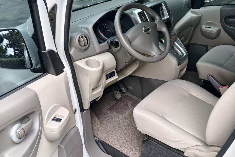 Used Nissan NV200 2018 1.6L CVT Luxury Model Interior 3
