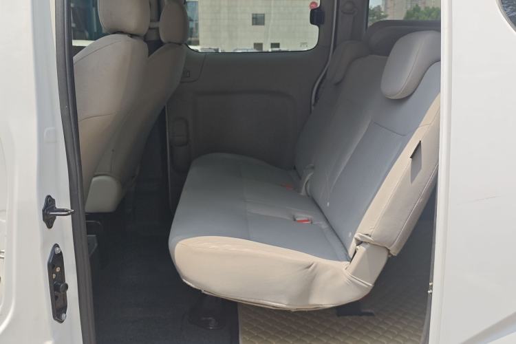 Used Nissan NV200 2018 1.6L CVT Luxury Model Interior 3
