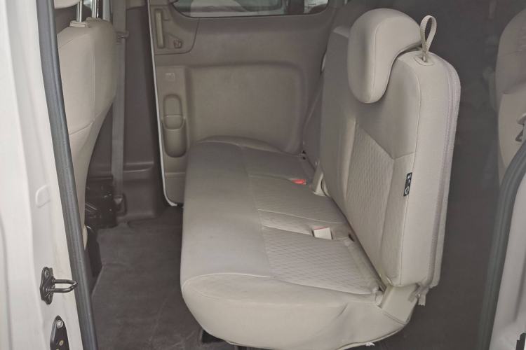 Used Nissan NV200 2018 1.6L CVT Luxury Model Interior 3