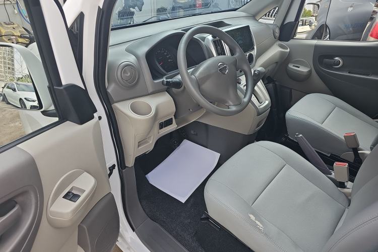 Used Nissan NV200 2018 1.6L CVT Luxury Model Interior 3