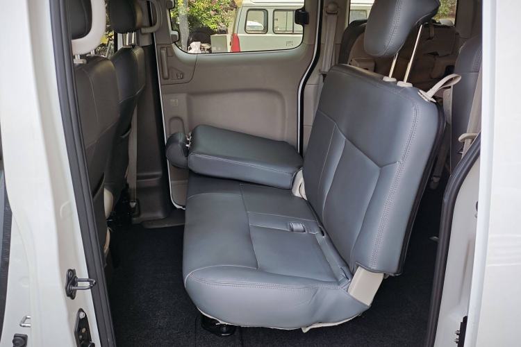 Used Nissan NV200 2018 1.6L CVT Luxury Model Interior 3