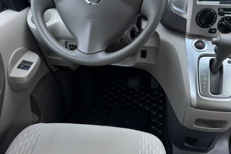 Used Nissan NV200 2018 1.6L CVT Luxury Model Interior 3