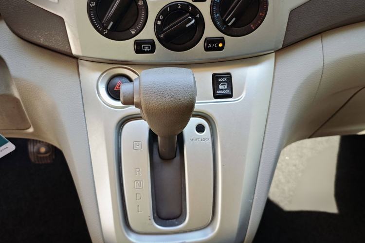 Used Nissan NV200 2018 1.6L CVT Luxury Model Interior 3