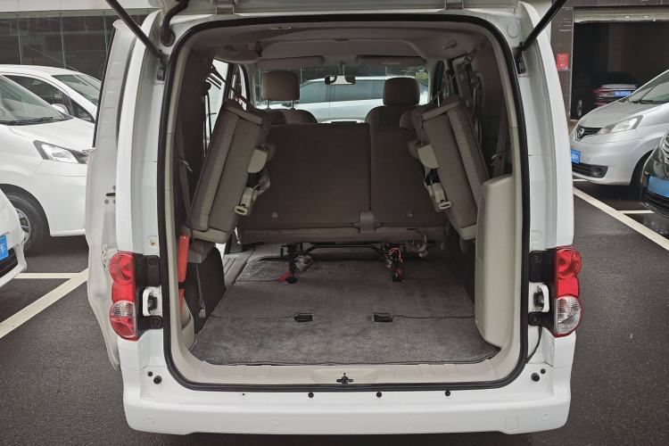Used Nissan NV200 2018 1.6L CVT Luxury Model Interior 4