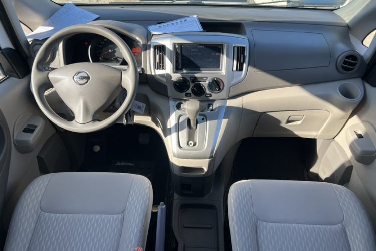 Used Nissan NV200 2018 1.6L CVT Luxury Model Interior 4