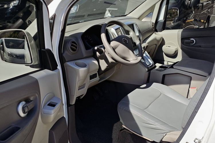 Used Nissan NV200 2018 1.6L CVT Luxury Model Interior 4