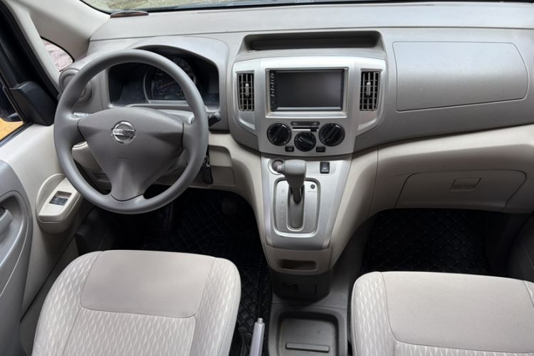 Used Nissan NV200 2018 1.6L CVT Luxury Model Interior 4