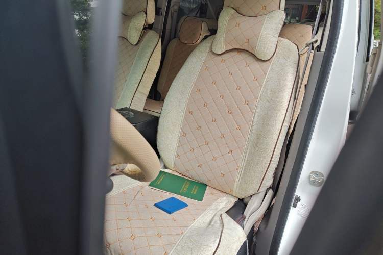 Used Nissan NV200 2018 1.6L CVT Luxury Model Left Front Seat