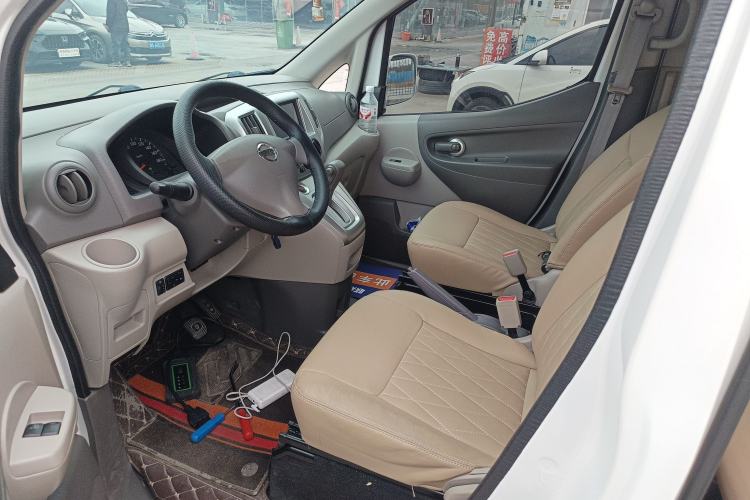 Used Nissan NV200 2018 1.6L CVT Luxury Model Left Front Seat