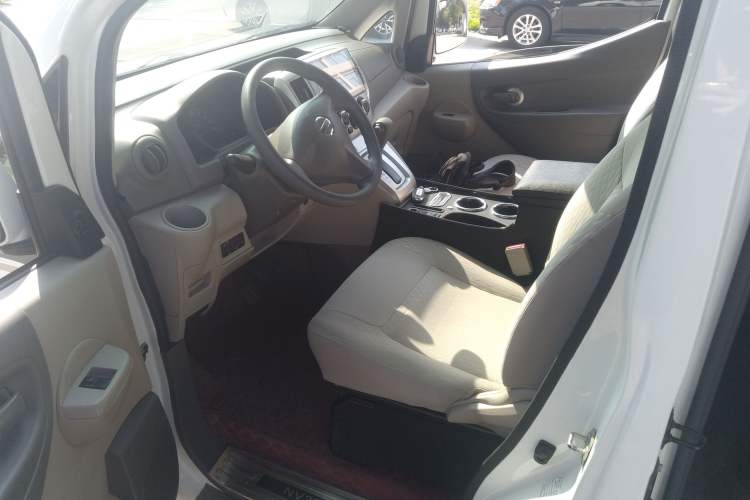 Used Nissan NV200 2018 1.6L CVT Luxury Model Left Front Seat