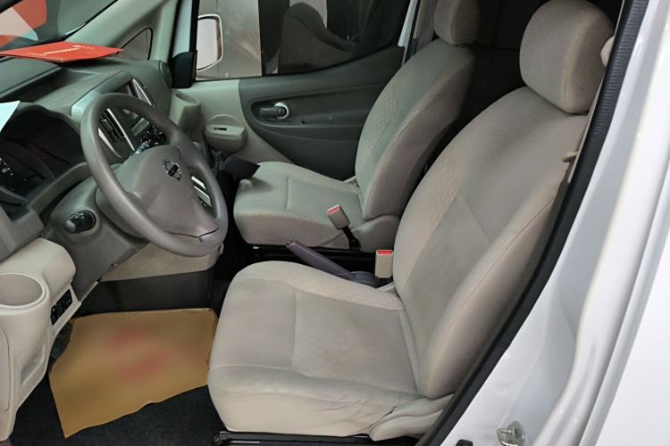 Used Nissan NV200 2018 1.6L CVT Luxury Model Left Front Seat