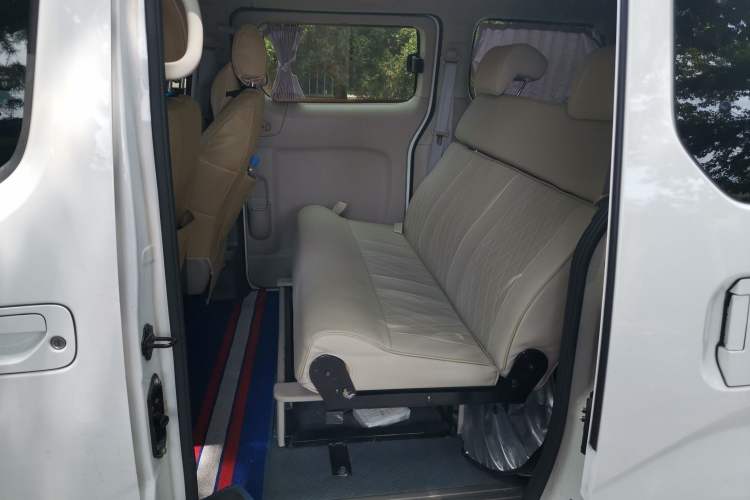 Used Nissan NV200 2018 1.6L CVT Luxury Model Left Rear Seat