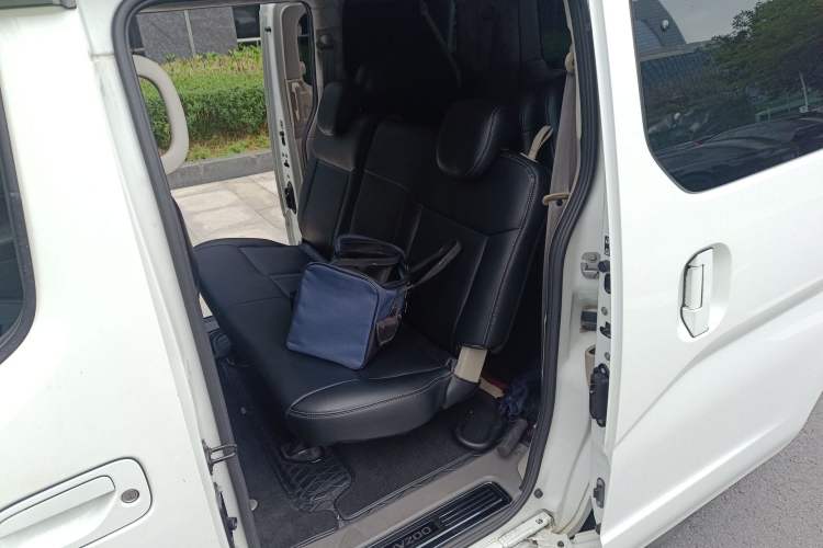 Used Nissan NV200 2018 1.6L CVT Luxury Model Left Rear Seat