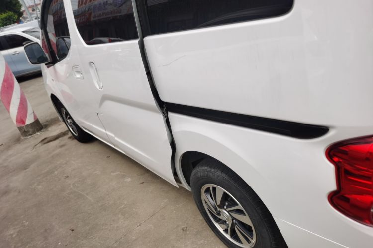 Used Nissan NV200 2018 1.6L CVT Luxury Model Left Side