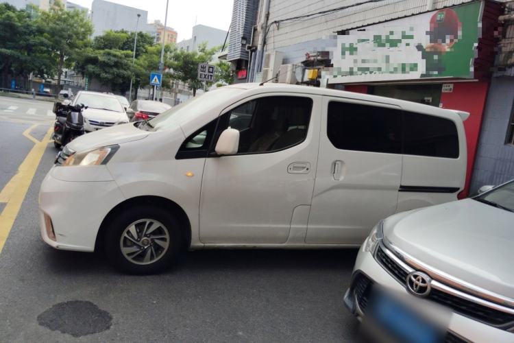 Used Nissan NV200 2018 1.6L CVT Luxury Model Left Side