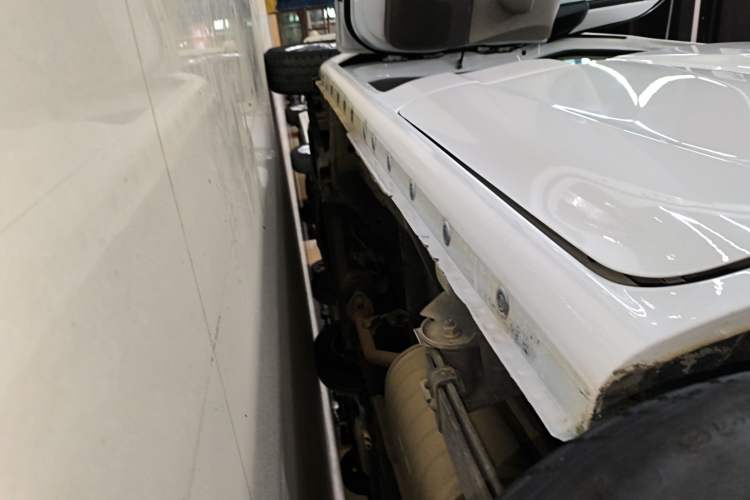 Used Nissan NV200 2018 1.6L CVT Luxury Model Left Side Sill