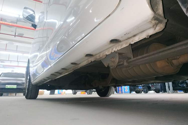 Used Nissan NV200 2018 1.6L CVT Luxury Model Left Side Sill