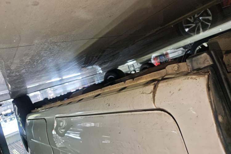Used Nissan NV200 2018 1.6L CVT Luxury Model Left Side Sill