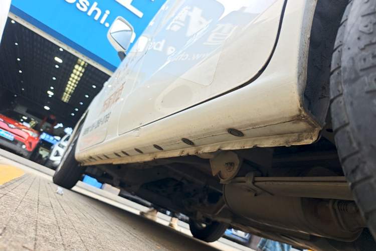 Used Nissan NV200 2018 1.6L CVT Luxury Model Left Side Sill