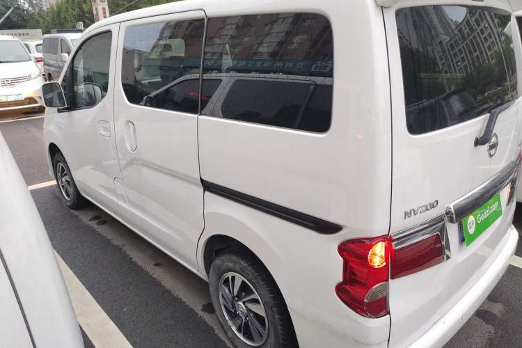 Used Nissan NV200 2018 1.6L CVT Luxury Model Left Side