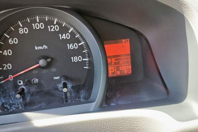 Used Nissan NV200 2018 1.6L CVT Luxury Model Odometer Close Up