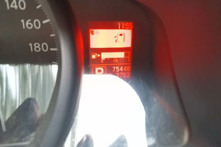 Used Nissan NV200 2018 1.6L CVT Luxury Model Odometer Close Up