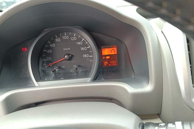 Used Nissan NV200 2018 1.6L CVT Luxury Model Odometer Close Up