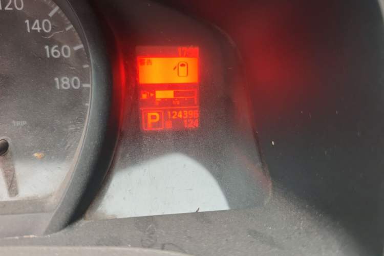 Used Nissan NV200 2018 1.6L CVT Luxury Model Odometer Close Up