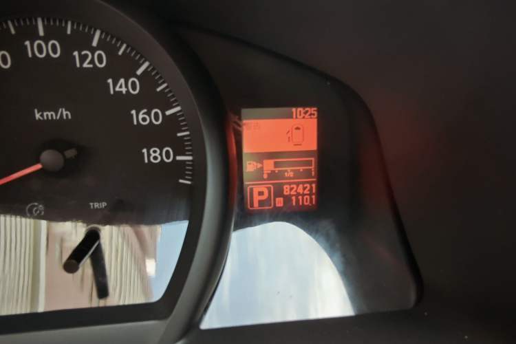 Used Nissan NV200 2018 1.6L CVT Luxury Model Odometer Close Up