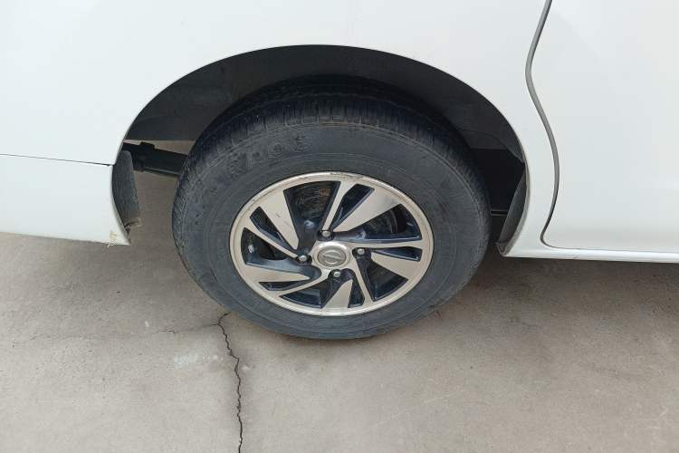 Used Nissan NV200 2018 1.6L CVT Luxury Model Right Rear Wheel Hub