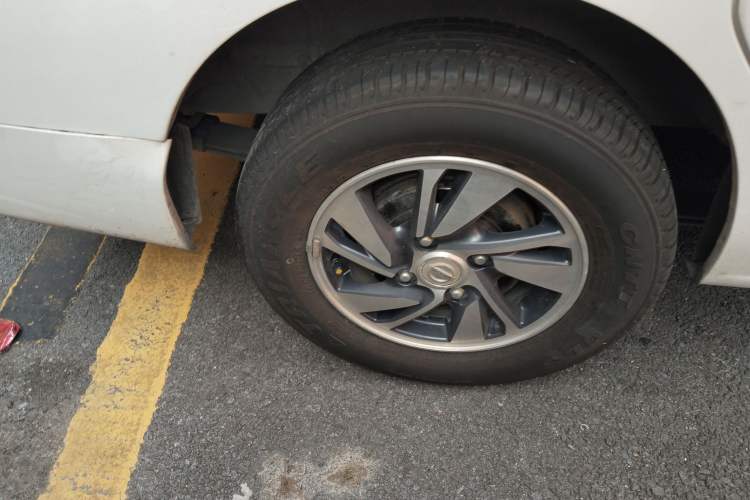 Used Nissan NV200 2018 1.6L CVT Luxury Model Right Rear Wheel Hub