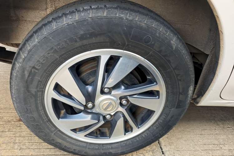 Used Nissan NV200 2018 1.6L CVT Luxury Model Right Rear Wheel Hub