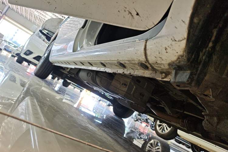 Used Nissan NV200 2018 1.6L CVT Luxury Model Right Side Sill