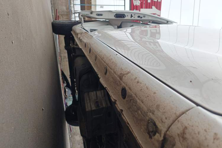 Used Nissan NV200 2018 1.6L CVT Luxury Model Right Side Sill