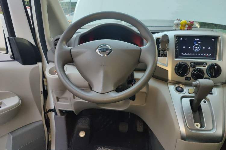 Used Nissan NV200 2018 1.6L CVT Luxury Model Steering Wheel
