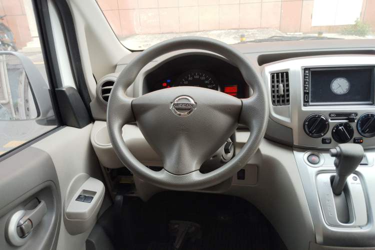 Used Nissan NV200 2018 1.6L CVT Luxury Model Steering Wheel