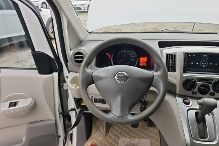 Used Nissan NV200 2018 1.6L CVT Luxury Model Steering Wheel
