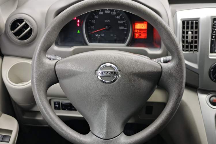 Used Nissan NV200 2018 1.6L CVT Luxury Model Steering Wheel