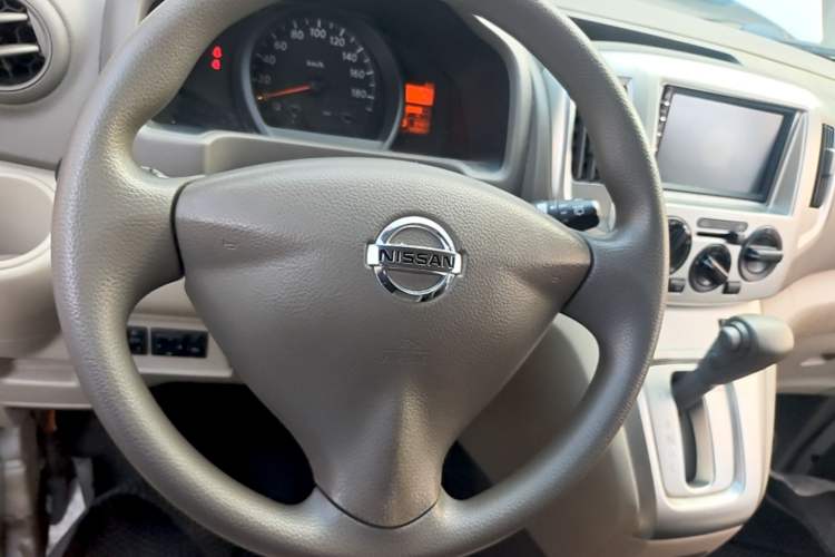 Used Nissan NV200 2018 1.6L CVT Luxury Model Steering Wheel