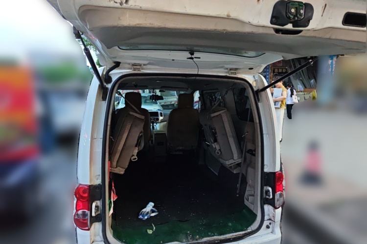 Used Nissan NV200 2018 1.6L CVT Luxury Model Trunk