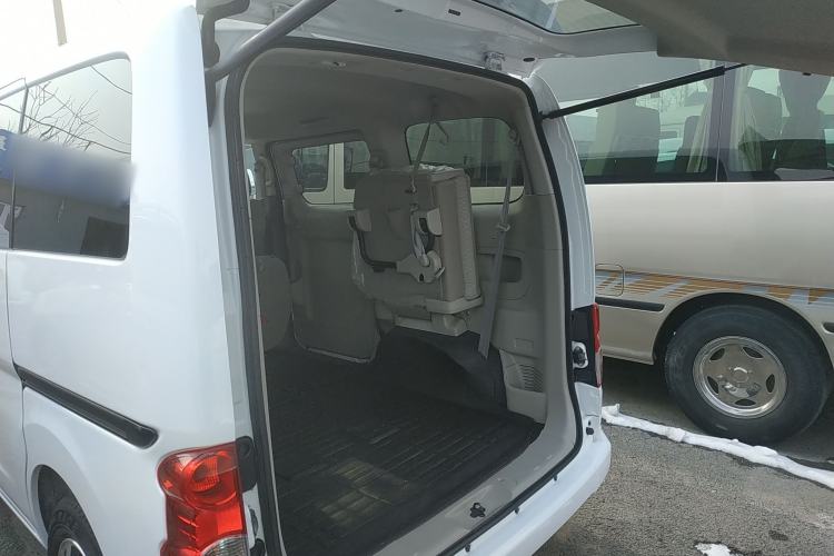 Used Nissan NV200 2018 1.6L CVT Luxury Model Trunk