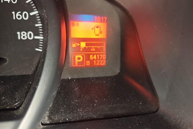 Used Nissan NV200 2018 1.6L CVT Luxury Model Odometer Close Up