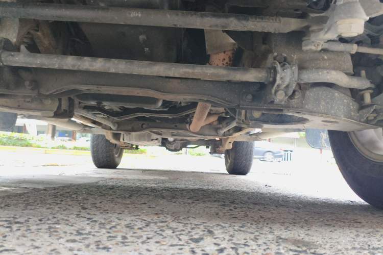 Used Nissan Paladin 2008 2.4L Two-Wheel-Drive Standard Version Chassis Front