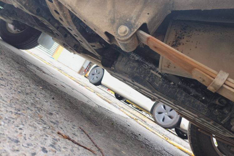 Used Nissan Paladin 2008 2.4L Two-Wheel-Drive Standard Version Chassis Rear Left