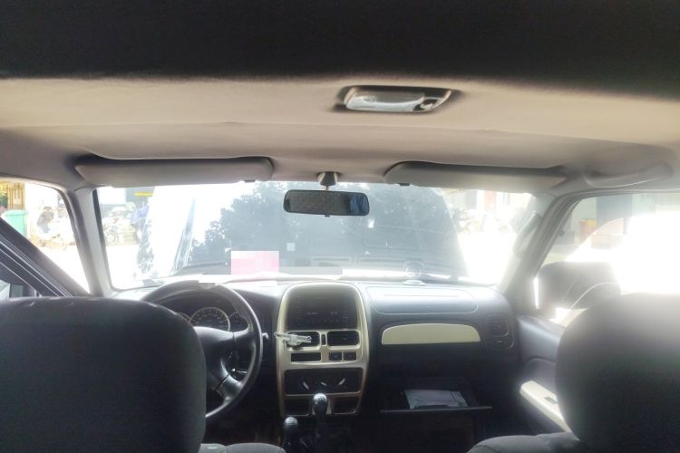 Used Nissan Paladin 2008 2.4L 4x4 Standard Edition Headliner