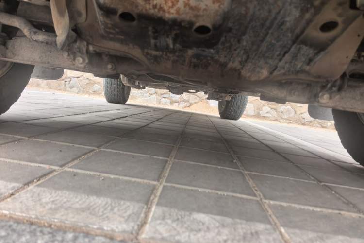 Used Nissan Paladin 2008 2.4L 4x4 Standard Edition Chassis Front